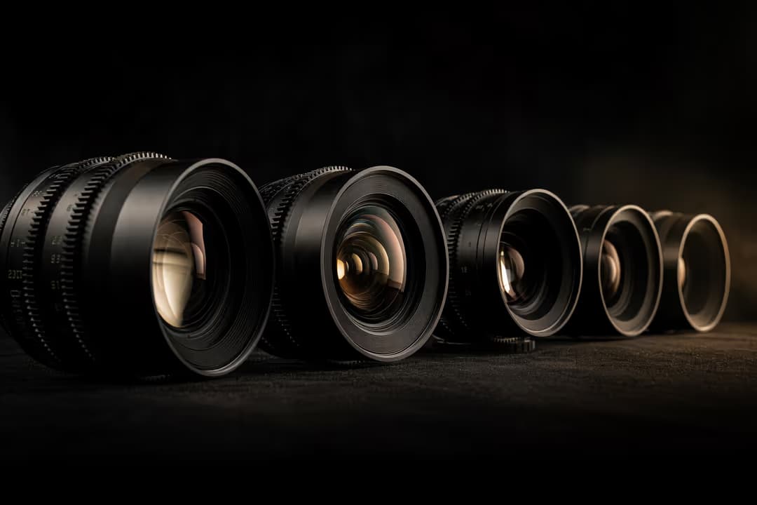 Lens
